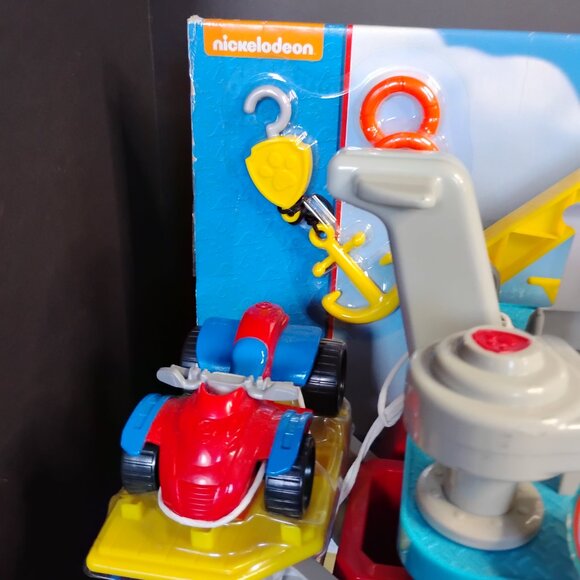 New Paw Patrol Sea Patrol Convertible Boat/Ship - Picture 10 of 10